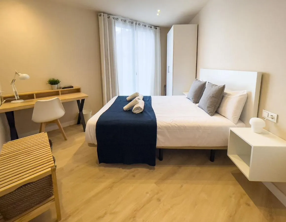 Barcelona Touch Apartments - Progres L'Hospitalet de Llobregat 0*,